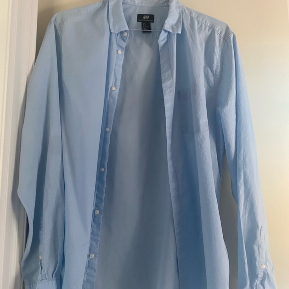 H&M blue button down shirt - Picture 4 of 4